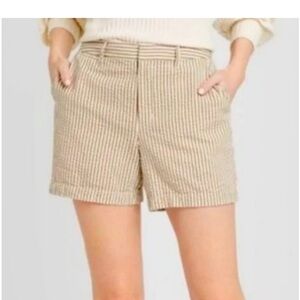 A new day Chino striped shorts size 6 casual fit Cream.